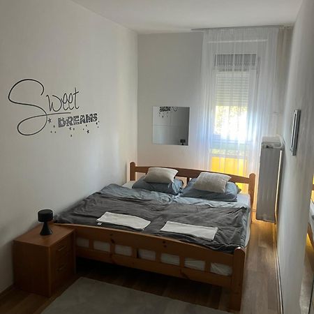 פץ' Leon Apartman מראה חיצוני תמונה