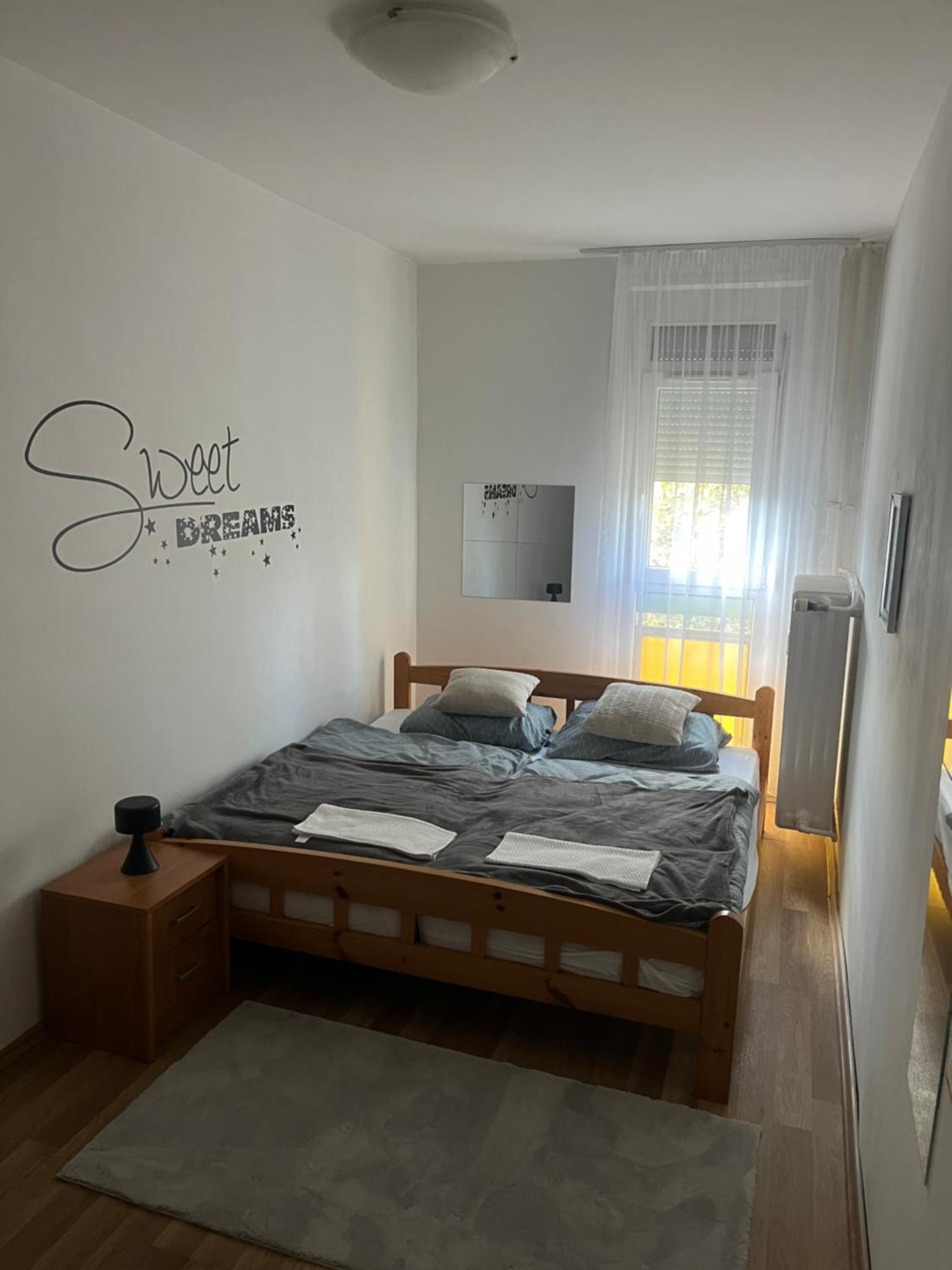פץ' Leon Apartman מראה חיצוני תמונה